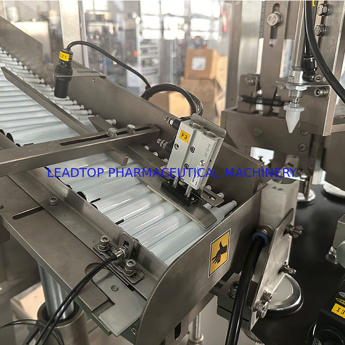 High Quality CE Approved High Speed Hot Sale 5ml-120ml Automatic Ultrasonic Soft Tube Filling and Sealing Tube Filling Machine